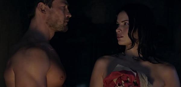  Katrina Law - Nude and offering sexual relations to a man - (uploaded by celebeclipse.com)